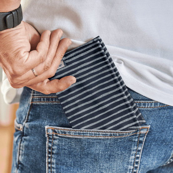 Compact wallet striped silver dark blue