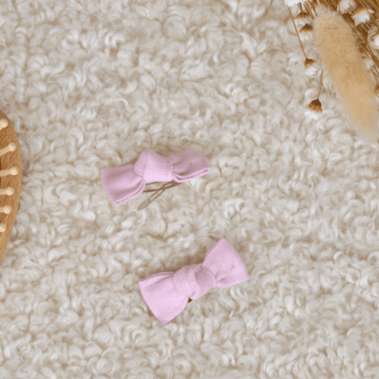 Small bows hair clips light pink