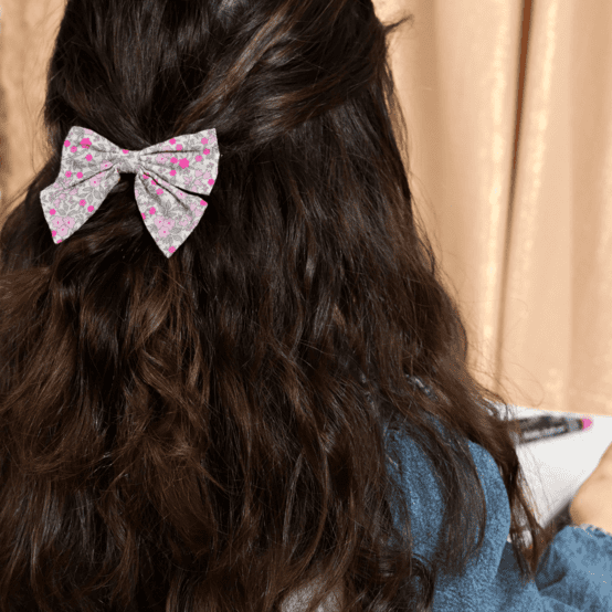 Bow tie hair slide serenade fluo