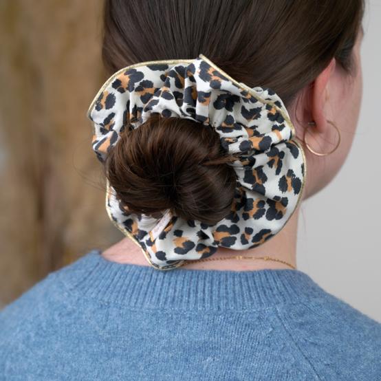 Large Piping Scrunchie leopard