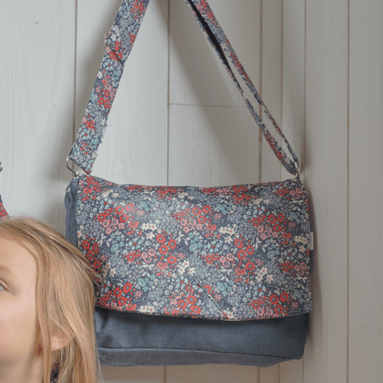 Square flap of saddle bag  jardin d'aurore