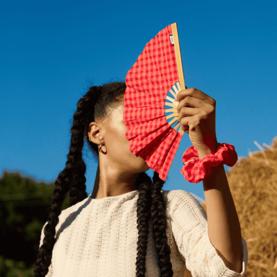 Hand-held fan coral red gingham