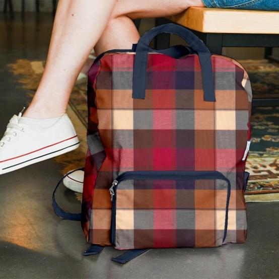 Foldable rucksack Gaby ruby lurex tartan