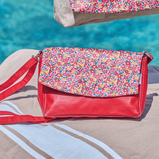 Flap of shoulder bag cocktail de fleurs