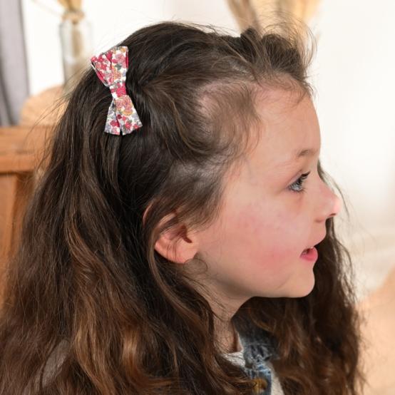 Ribbon hair slide porcelaine rosée