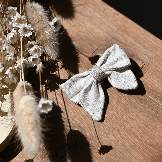 Mini bow tie clip  glitter linen