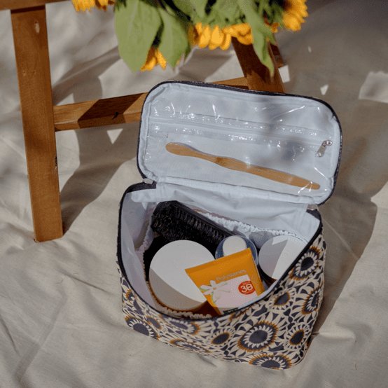 Large vanity attrape soleil