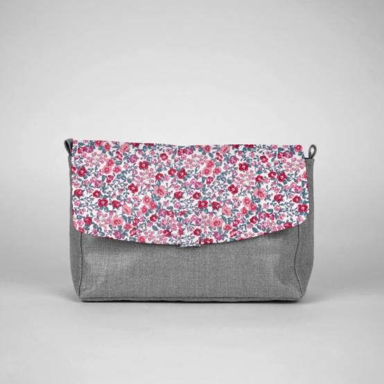 Flap of shoulder bag rose grenadine
