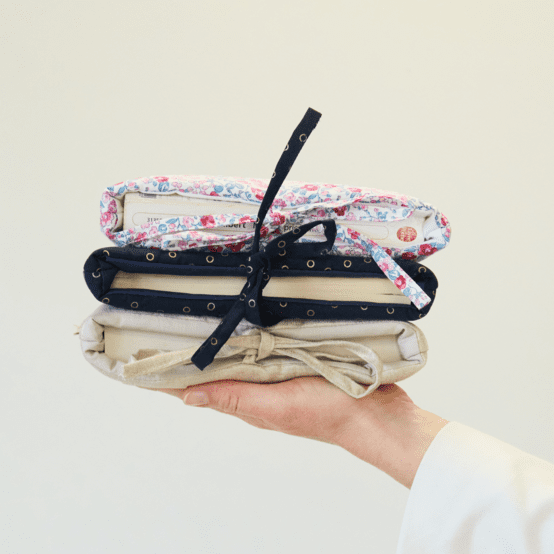 Pocket book pouch golden linen