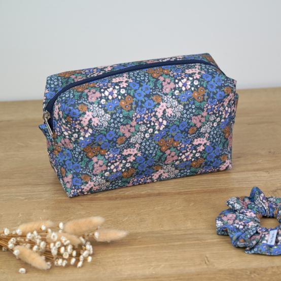 Rectangular toiletry bag monet lilas