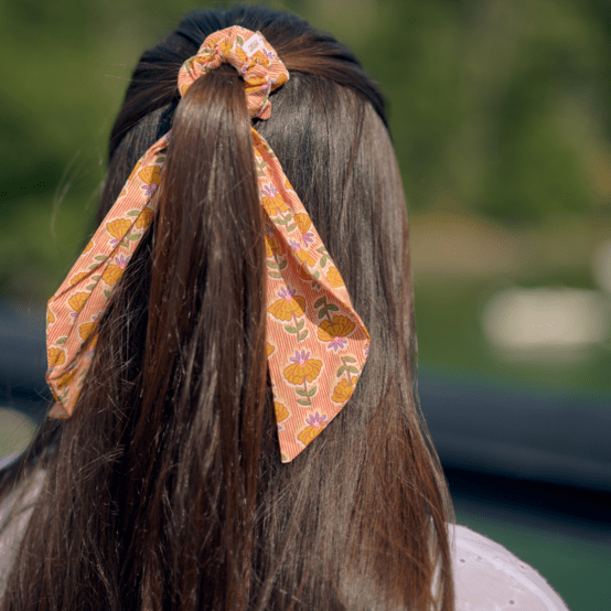 Short tail scrunchie shanti