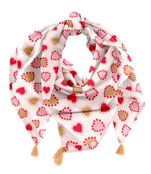 Pom pom scarf petits coeurs
