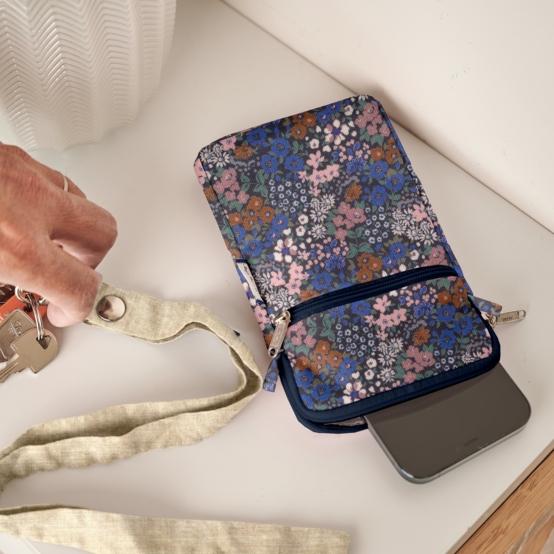 Quilted phone pocket monet lilas