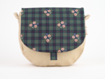 Flap of small shoulder bag tartan fleuri