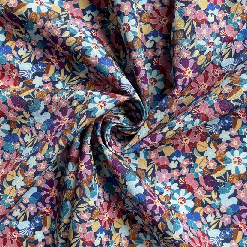 Cotton fabric bloom 70