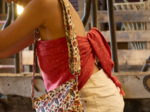 Narrow shoulder strap plumes d'été