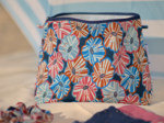 Cosmetic bag with flap anémones rayées
