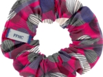 Small scrunchie fuchsia poppy