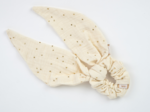 Short tail scrunchie gaze pois or écru