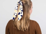 Short tail scrunchie citrons dorés