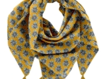 Pom pom scarf aniseed star