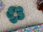 Mini Flower petal hair slide gaze pois or eucalyptus