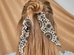 Short tail scrunchie attrape soleil
