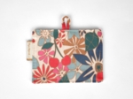 Badge Holder cerise en fleur