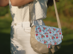 Flap of small shoulder bag horizons fleuris