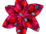 Star flower 4 hairslide pompons cerise