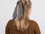 Short tail scrunchie gauze gray gold