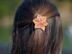 Star flower hairslide shanti