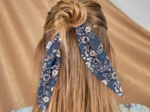 Short tail scrunchie parade royale
