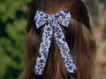 Medium ribbon hair clip scandinavia bleu