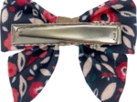 Mini bow tie clip camelias rubis