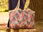 Pleated tote bag - Medium size cerise en fleur