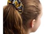 Scrunchie hen facet