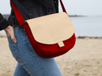 Base of small saddle bag red