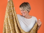 Pom pom scarf gypso ocre