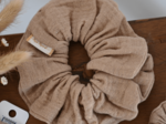 Scrunchie gaze pailletée camel
