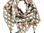 Pom pom scarf flamingo
