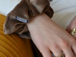 Scrunchie velours taupe