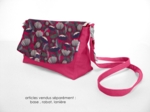 Flap of shoulder bag fuchsia poppy