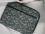 13 inch laptop sleeve fleuri kaki