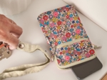 Quilted phone pocket mille et une fleurs