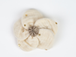 Flower petal hair slide small  gaze pois or écru