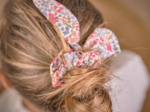 Bunny ear Scrunchie porcelaine rosée