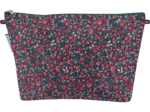 Cosmetic bag with flap camelias rubis