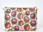 Cosmetic bag with flap fleur de thé