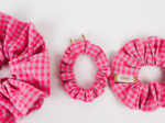 Mini Scrunchie neon pink gingham